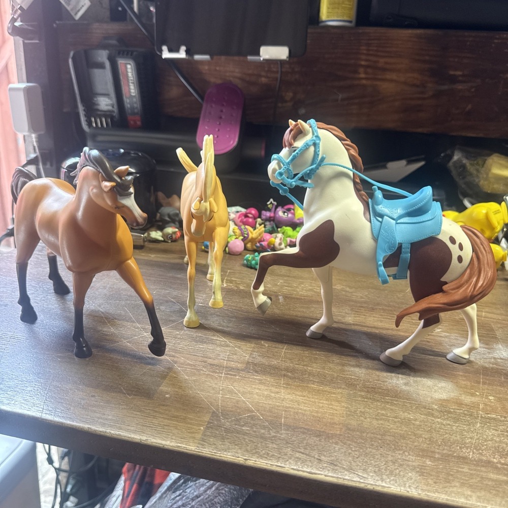 Dreamworks Spirit Horses (3) Horses Great Condition ~ LOT 2 - 5 1/2" - 6 1/2"